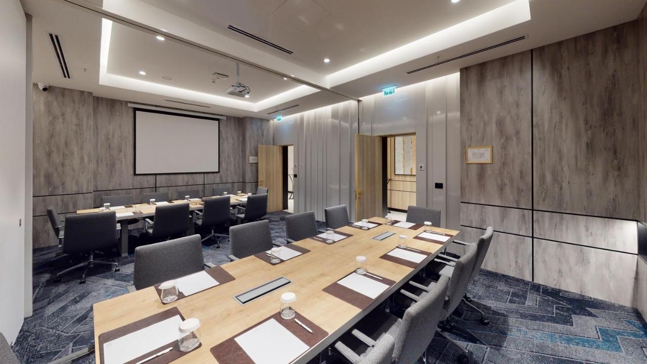 Готель Intercontinental Baku By Ihg Екстер'єр фото Meeting room