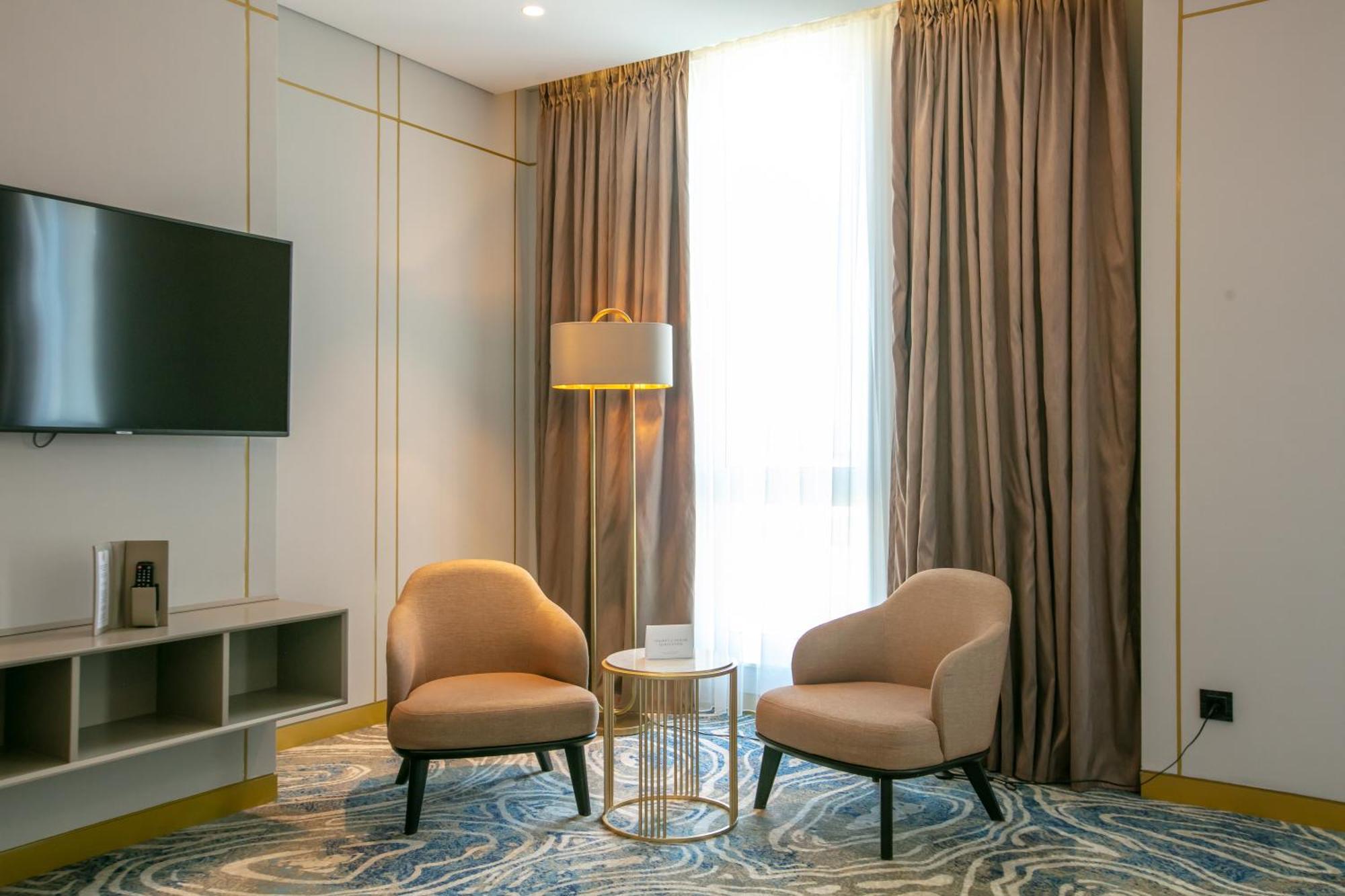 Готель Intercontinental Baku By Ihg Екстер'єр фото A room at the hotel